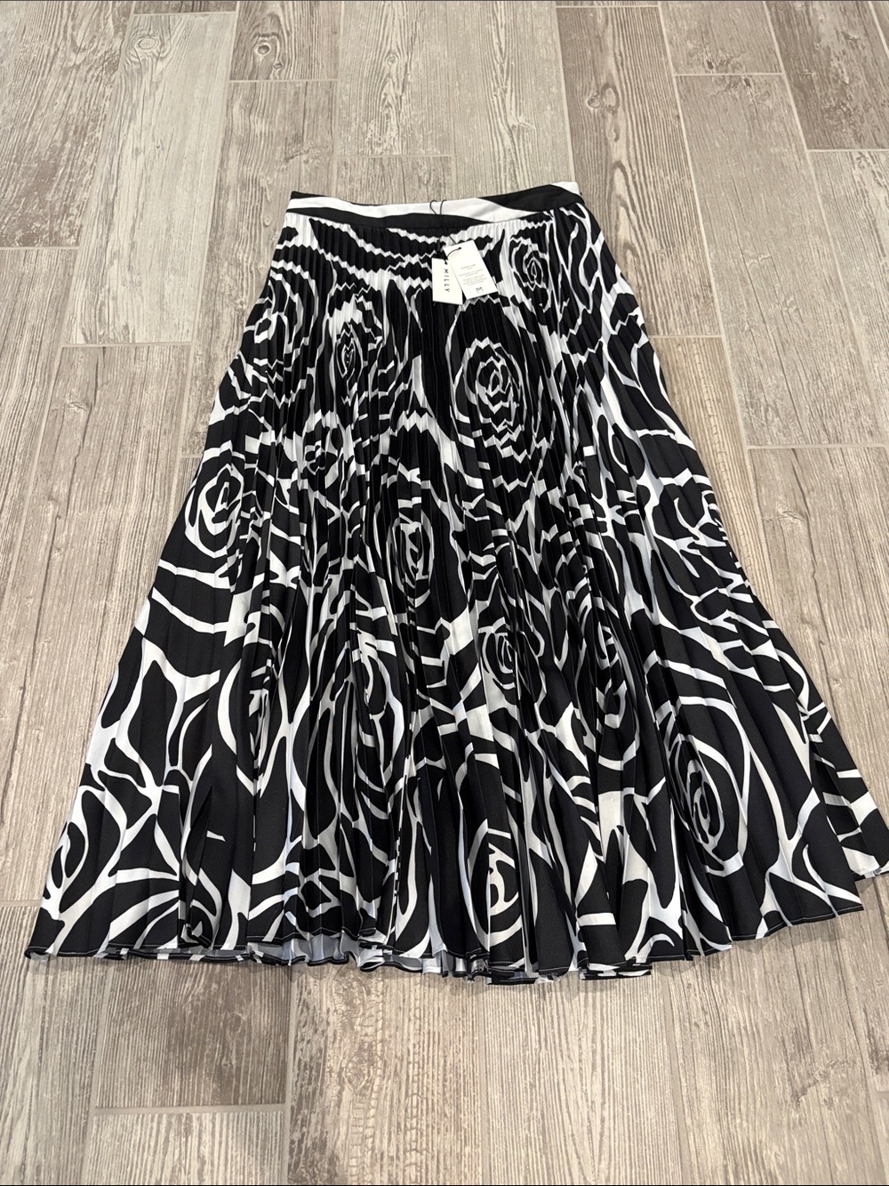 Black & White Pleated Floral Midi Skirt